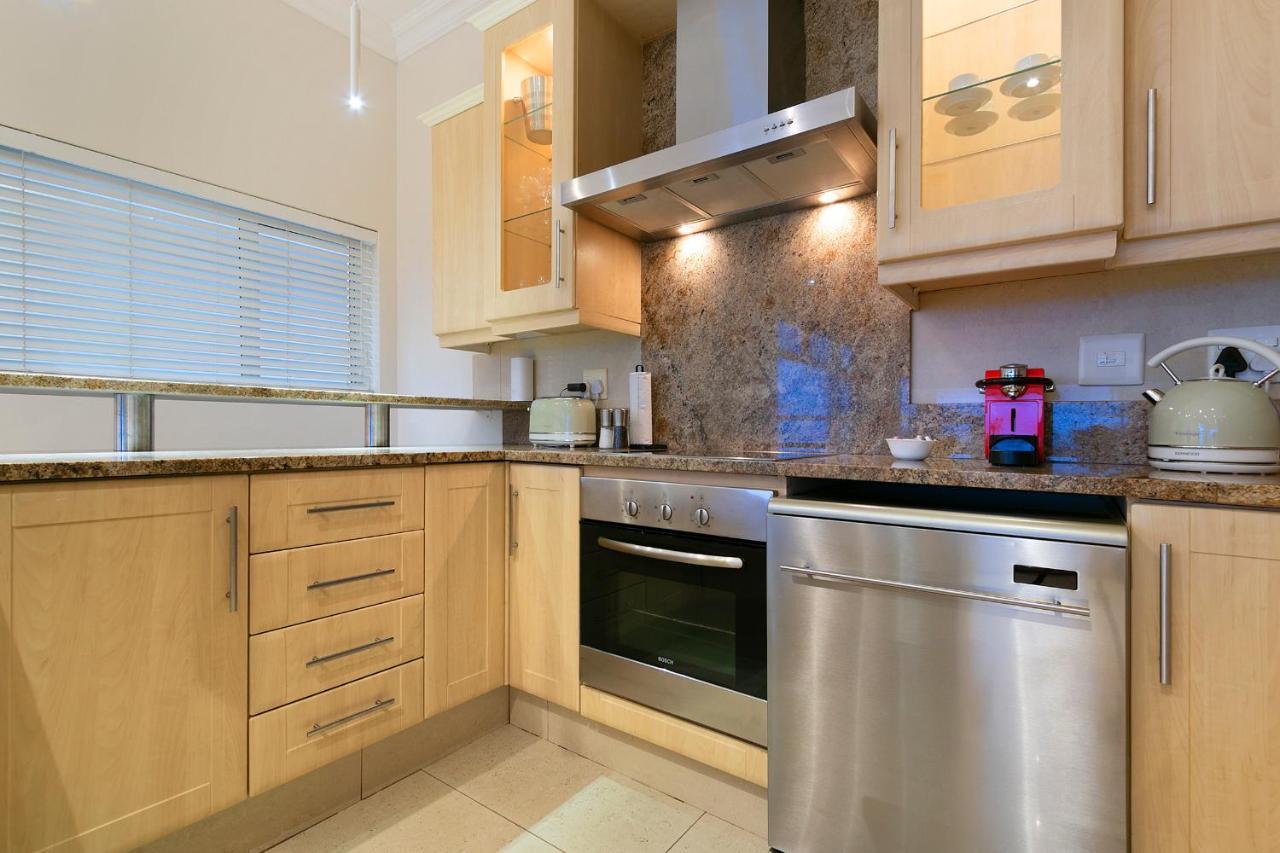 Luxury Serviced Mountain Villa In Constantia Κέιπ Τάουν Εξωτερικό φωτογραφία