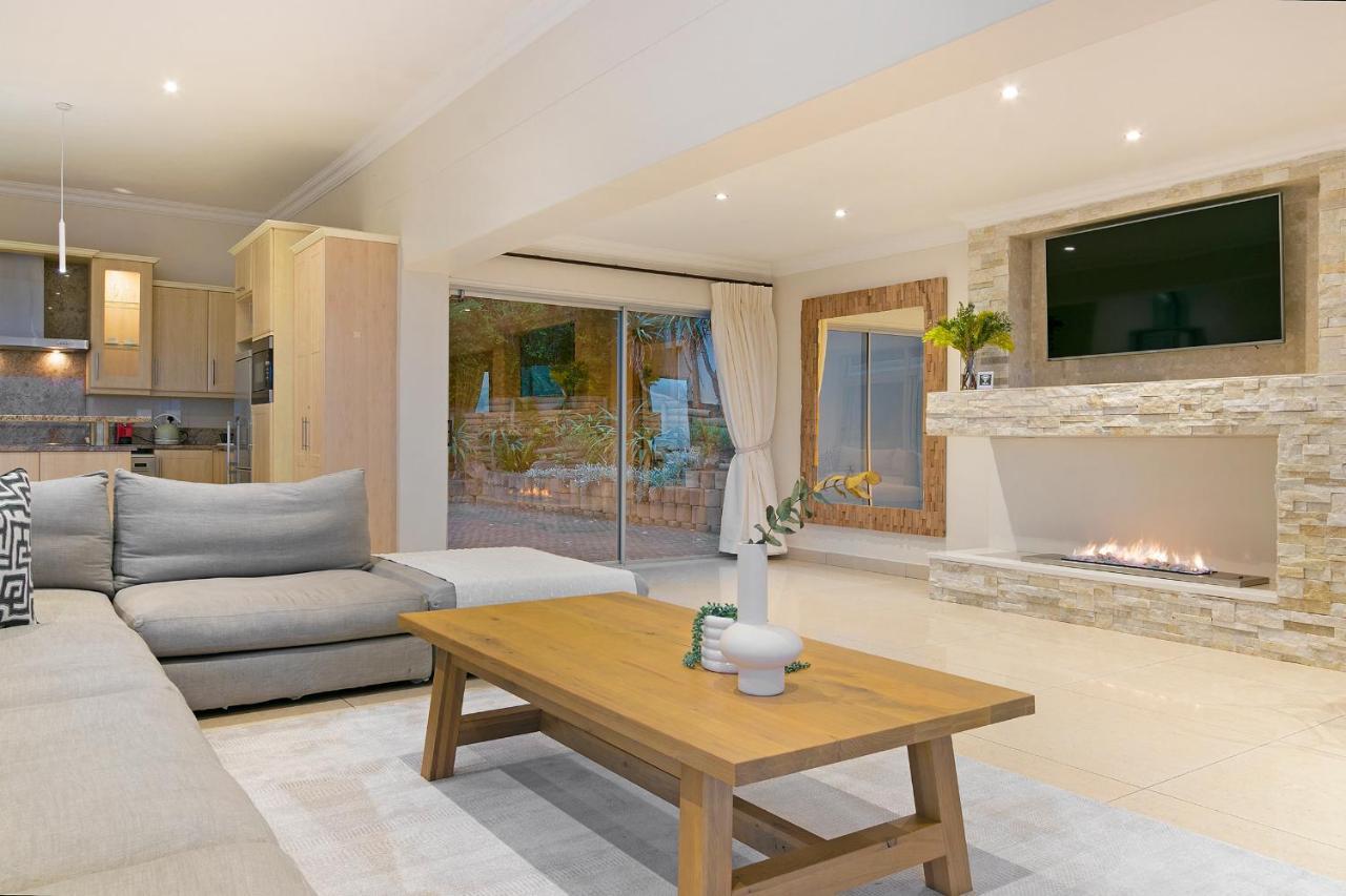Luxury Serviced Mountain Villa In Constantia Κέιπ Τάουν Εξωτερικό φωτογραφία